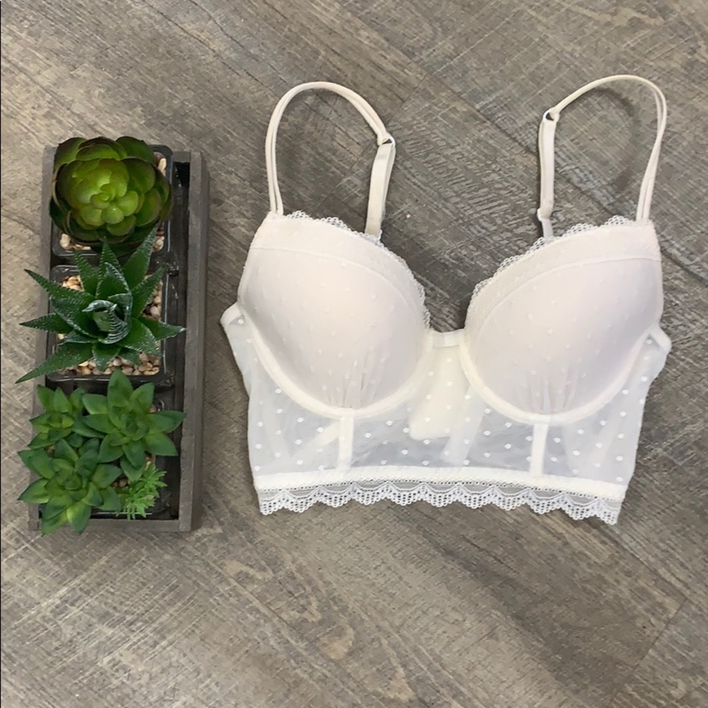 Cream colored lace/mesh bra